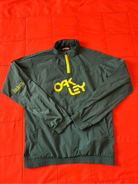 Oakley Green Lightweight Pullover Jacket with Yellow Logo